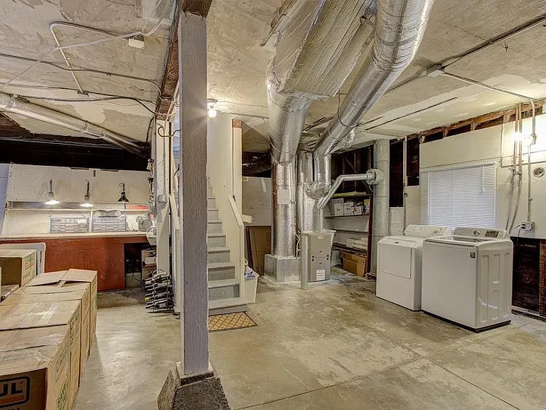 365 Wawona St — Photo 13