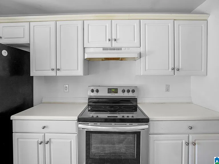428428 Cambrian Ridge Trl — Photo 37