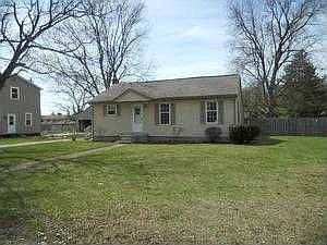 1st image of 801 Outer Dr