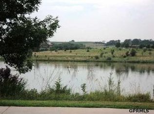 1010 Gold Coast Rd, Papillion, NE 68046