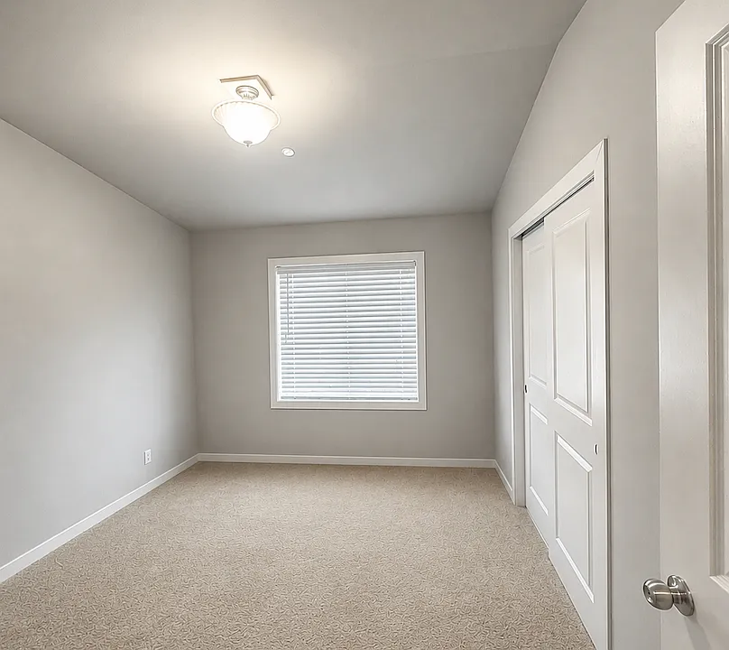 13017 56th Ave S