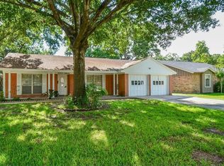 1143 Shadeland Dr, Houston, TX 77043