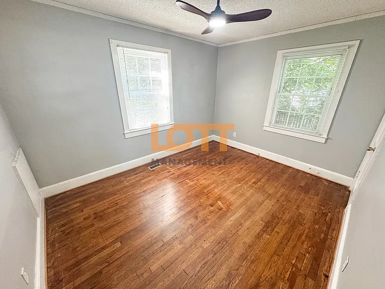 618 Perry Rd — Photo 6