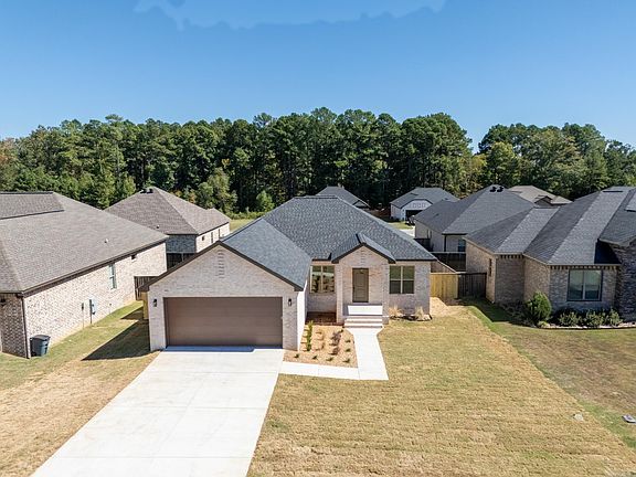 4th image of 10 Sayde Ln
