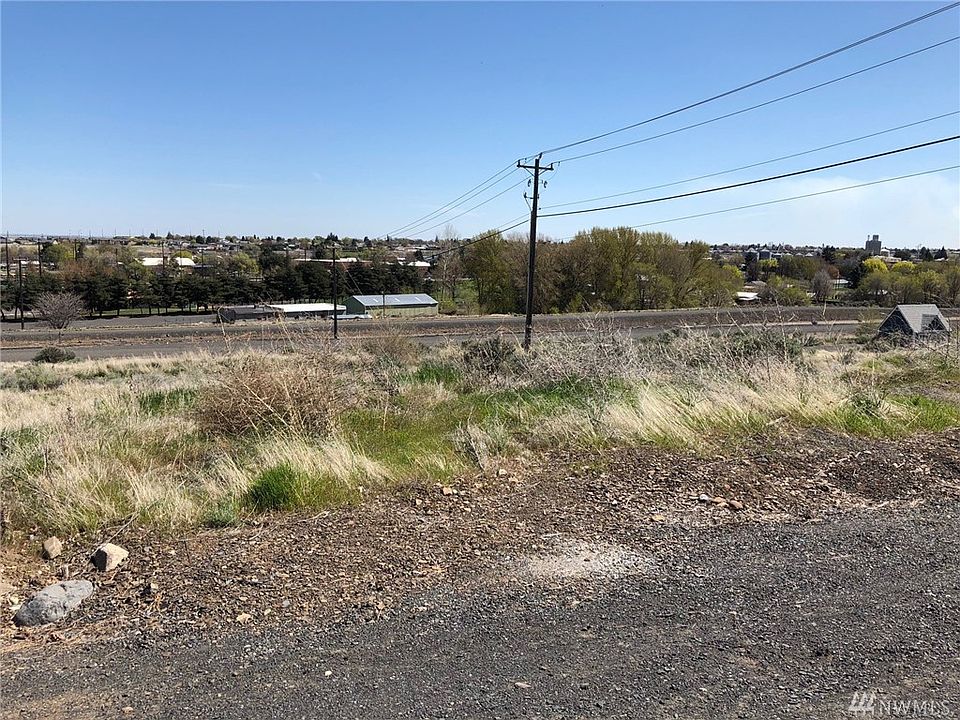 2nd image of 300 Block Strand Rd NW