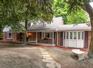 121 Caryl Dr, Pittsburgh, PA
