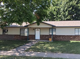 2219 Lakeview Ave, Ypsilanti, MI 48198