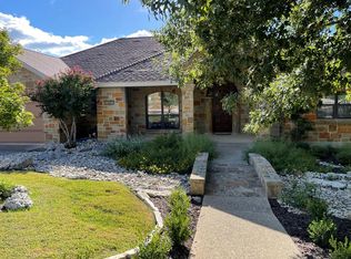 1905 Chalet Cir, Kerrville, TX 78028