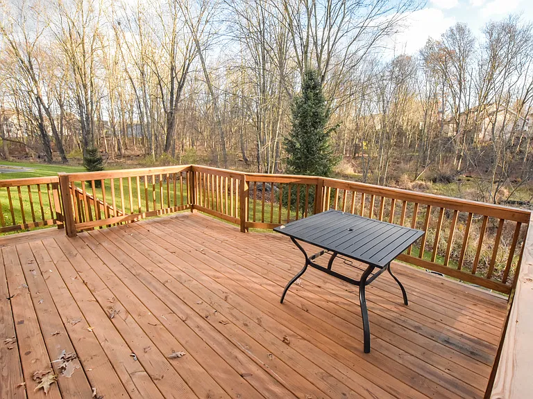 2049 Laurel Oak Dr — Photo 36