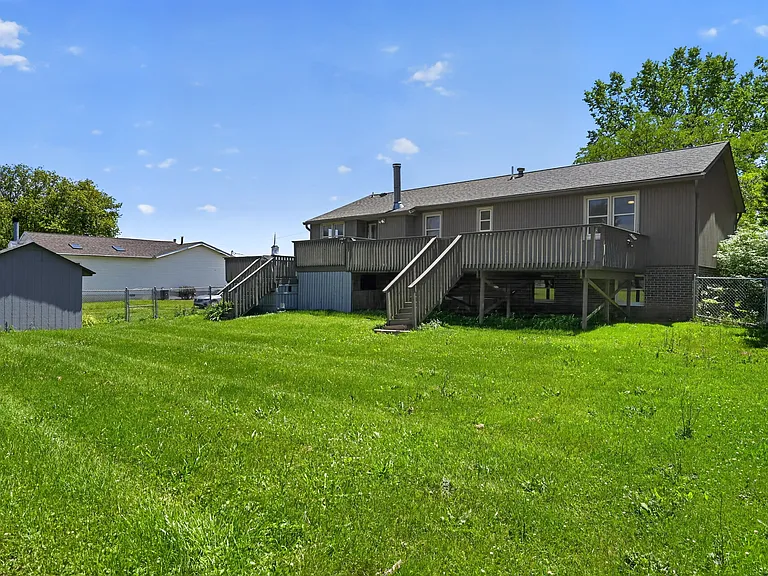 6611 Textile Rd — Photo 8