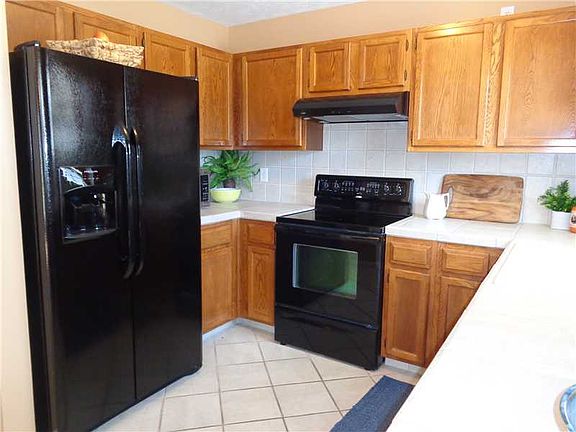 5th image of 7211 Camwell Dr