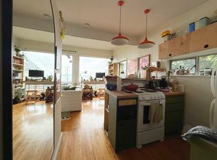 2358 Halleck Ave SW, Seattle, WA 98116