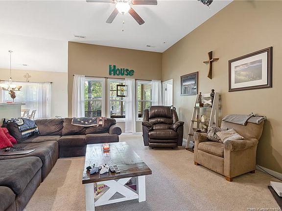 5th image of 56 Honey Brook Ct