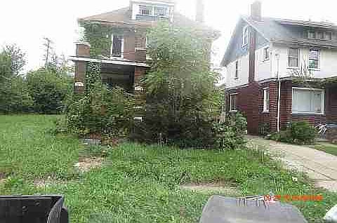 3753 W Philadelphia