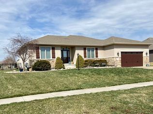3224 SE Blazing Star Dr, Topeka, KS 66609