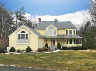 15 Rosewood Cir, East Hampstead, NH 03826