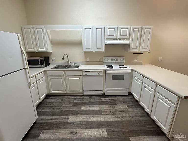 7101 Joy St #A7 — Photo 9