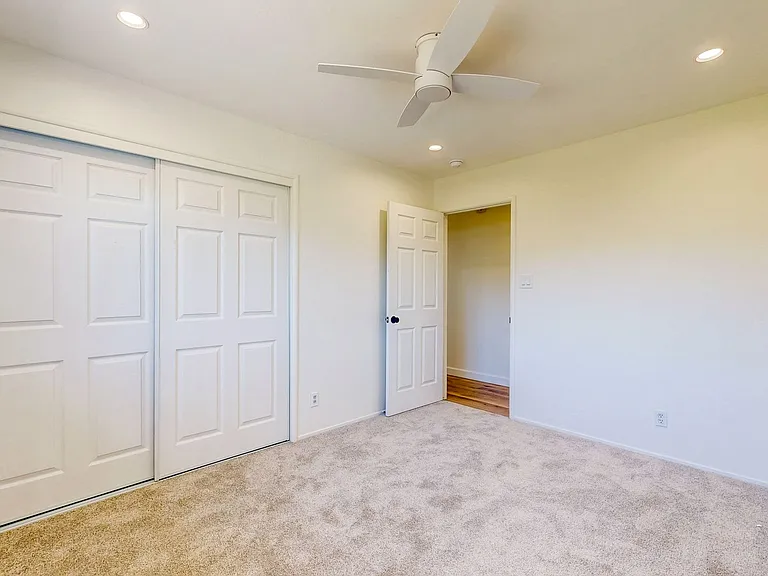 1925 Leafgreen Dr — Photo 25