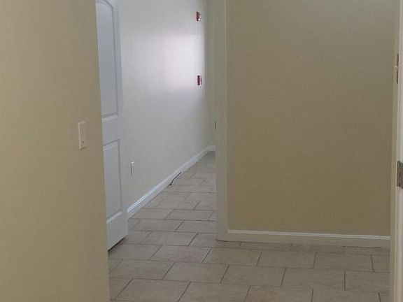 4th image of 1361 Plainfield Pike Floor 1