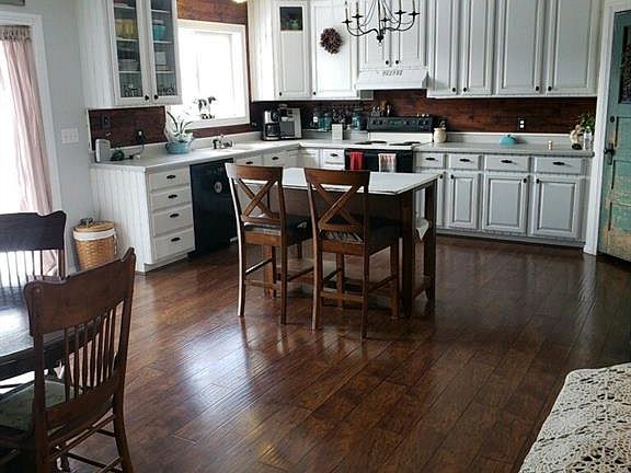 3rd image of 2335 Opal Dr