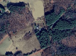 1001 Coles Knob Rd NE, Pilot, VA 24138