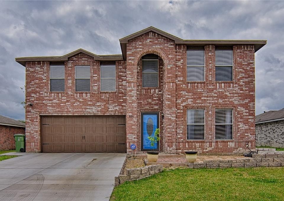 1st image of 808 Encino Dr