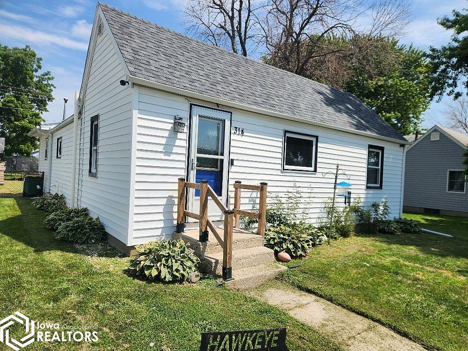 1st image of 314 E 1st St