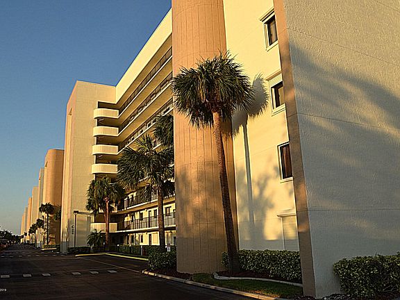 2nd image of 250 S Sykes Creek Pkwy APT 508