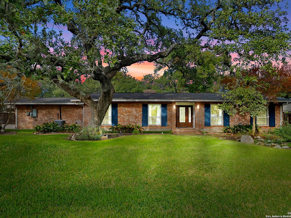 1st image of 425 SKYFOREST DR