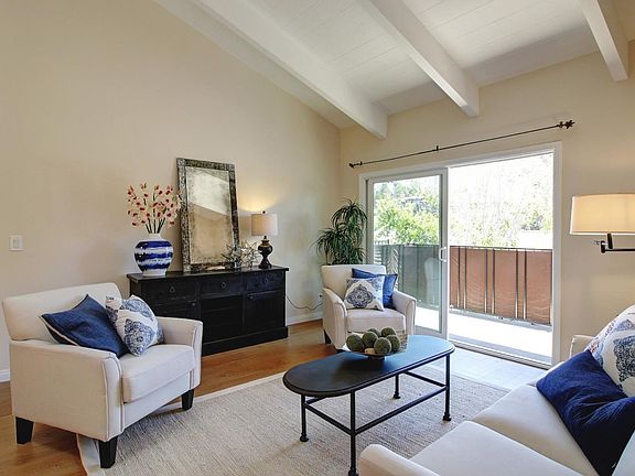 2nd image of 872 Highland Dr APT 4
