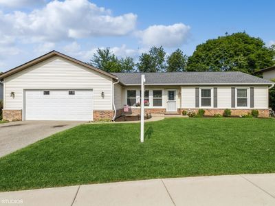 1930 N High Grove Ln, Palatine, IL, 60074