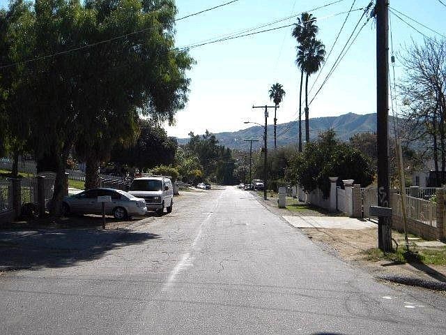 2nd image of 4169 Mariposa Ave