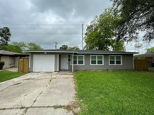 2526 Jackson St Photo 1