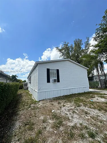 11832 Leeward Pl #H Photo 1