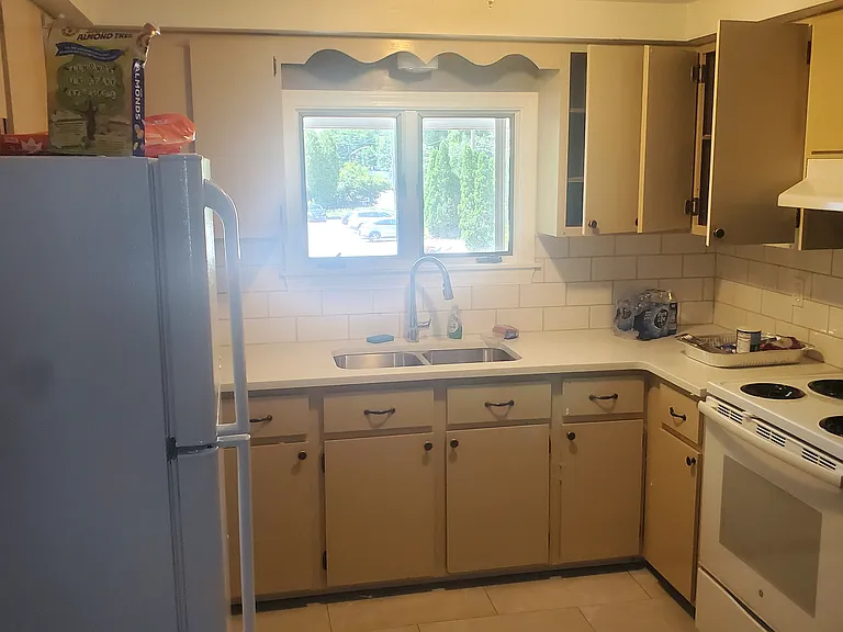 598 Worcester St #4 — Photo 5