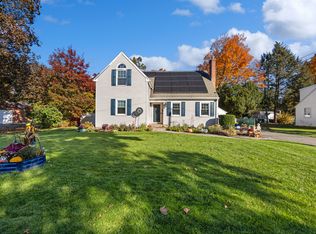14 Wildwood Rd, Cromwell, CT 06416