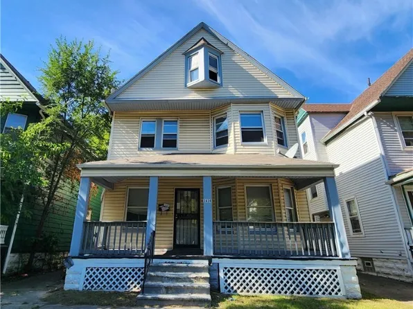 1614 Holyrood Rd, Cleveland, OH 44106