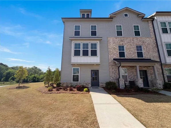 200 Cobalt Dr, Fayetteville, GA 30214