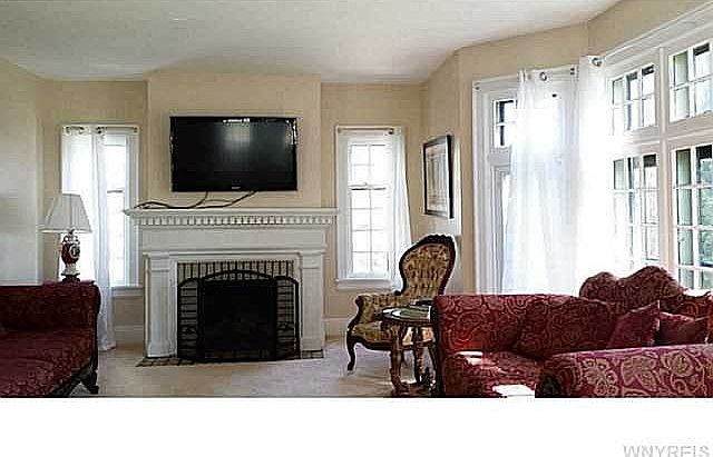 1st image of 341 Voorhees Ave