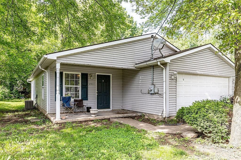 2303 Oxford State Rd, Middletown, OH 45044 Zillow