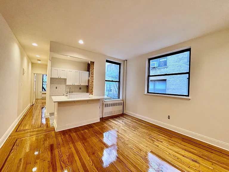112 E 90th St #3C — Photo 1