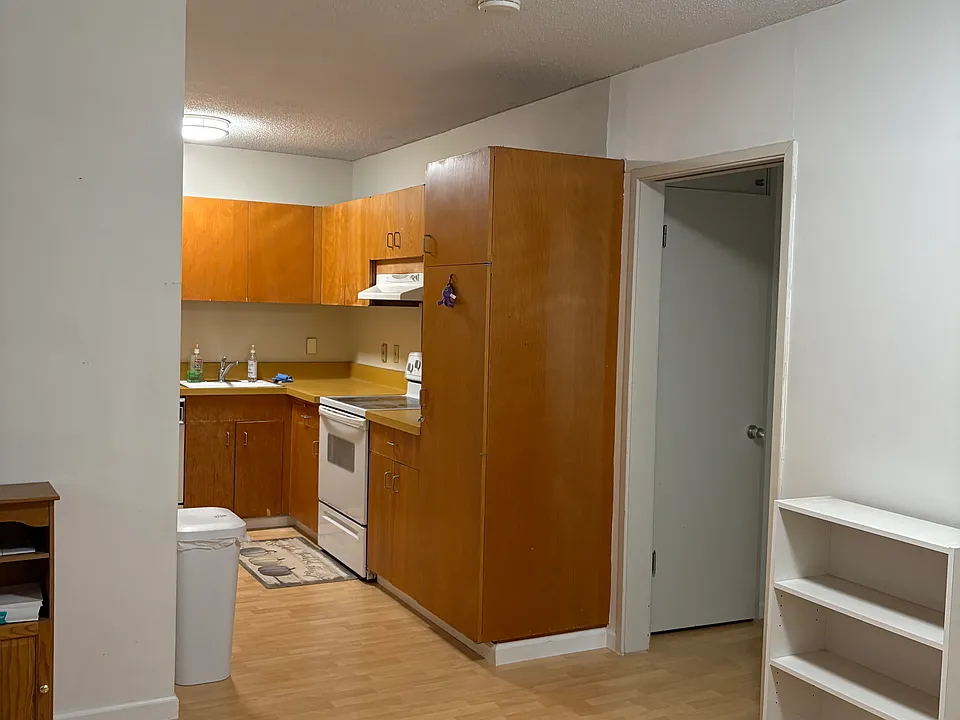 2601 College Ave #106