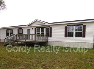 5493 Willis Rd, Greenwood, FL 32443