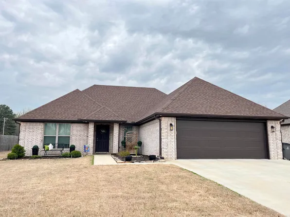 5705 Gene St, Paragould, AR 72450