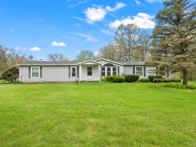 19074 Sumpter Rd, Belleville, MI, 48111