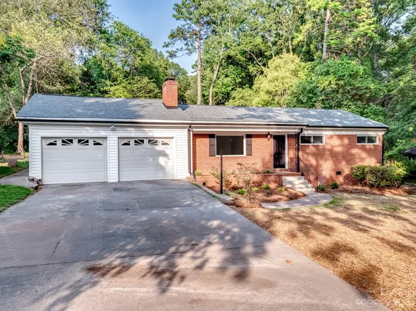 140 Palaside Dr NE, Concord, NC 28025