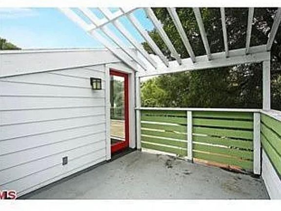 4th image of 2060 El Moran St