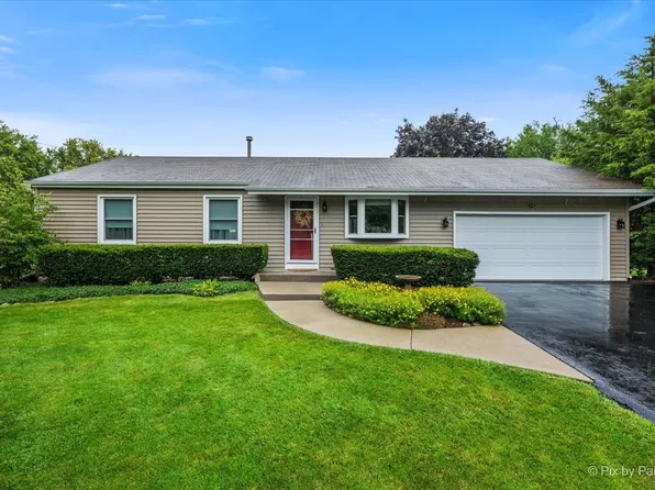 1706 South St, Crystal Lake, IL 60014