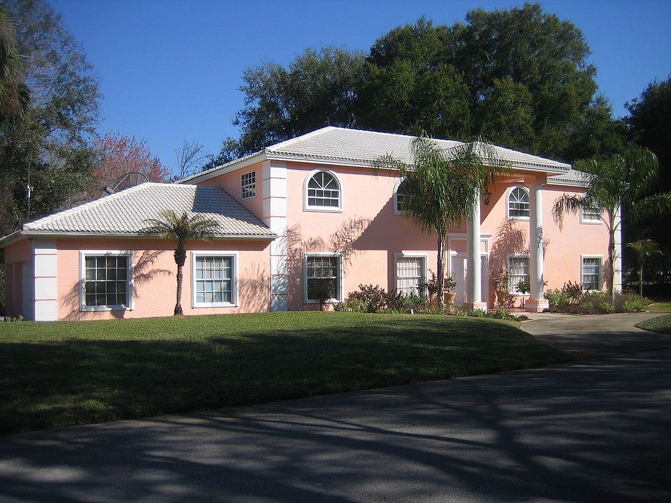 Front view from street