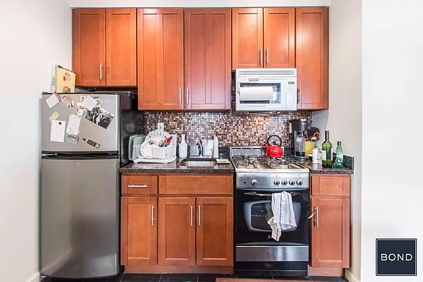 Rented by Bond New York | media 7